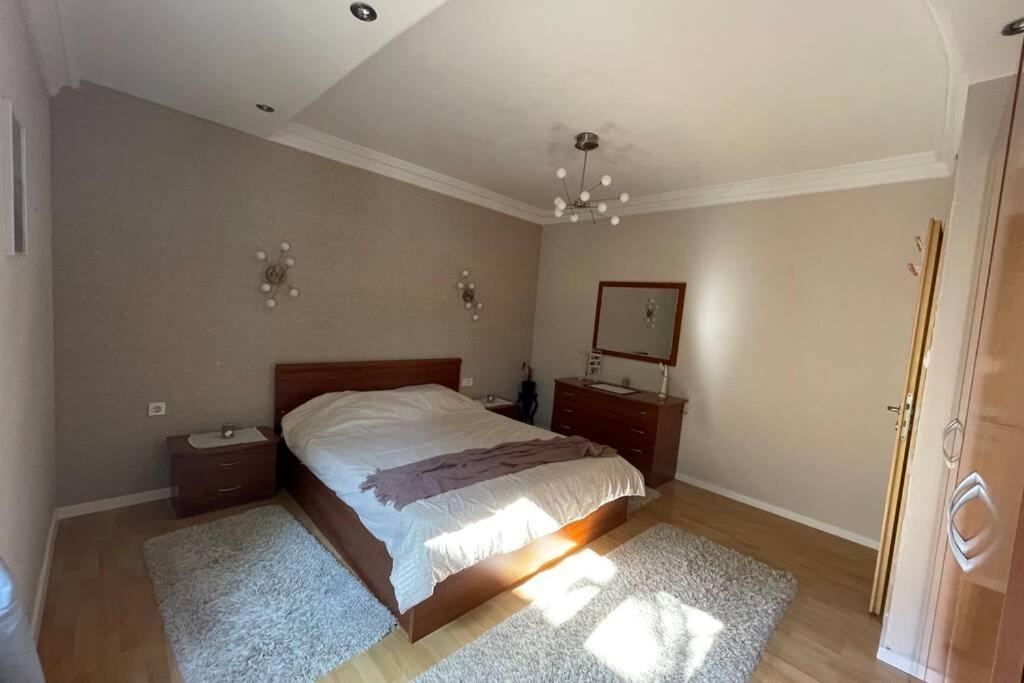 פרישטינה Cozy Apartment In The Old Center Of Prishtina מראה חיצוני תמונה